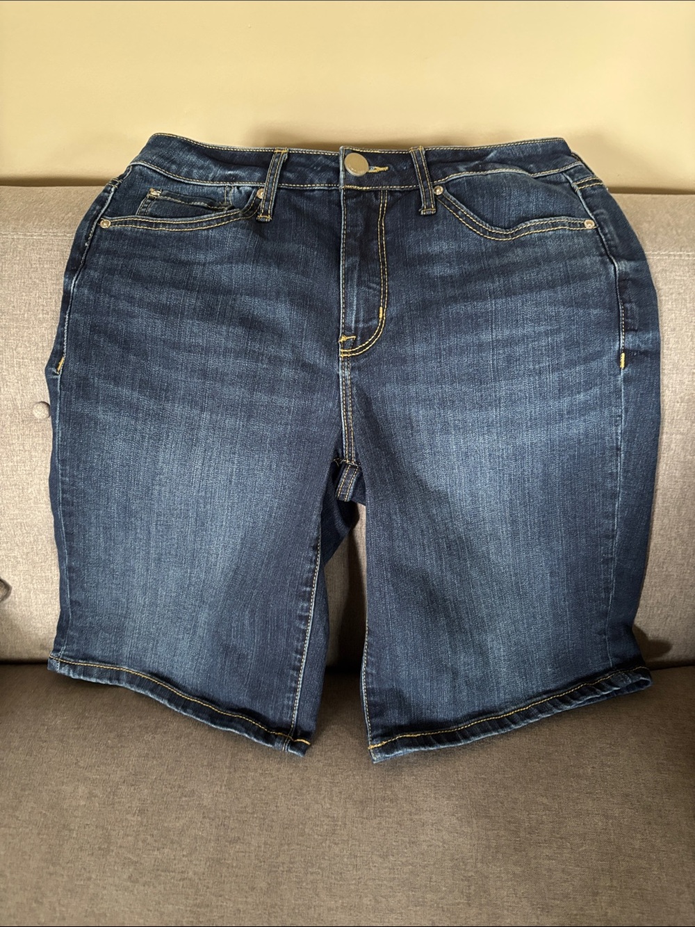 Seven7 shorts women’s size 10 blue Bermuda sunset - Picture 9 of 16